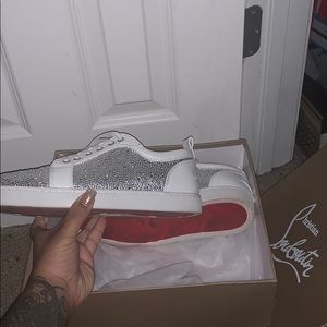 Worn twice very cute and icy 🥶🥶‼️‼️‼️